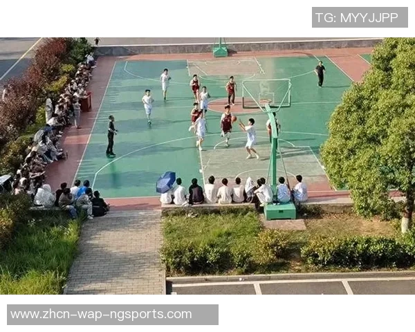 运河篮球场：青春热血的竞技舞台与友谊的交汇点